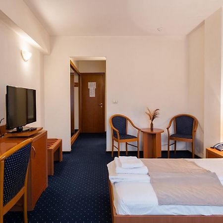 Hotel Excelsior Timisoara Luaran gambar