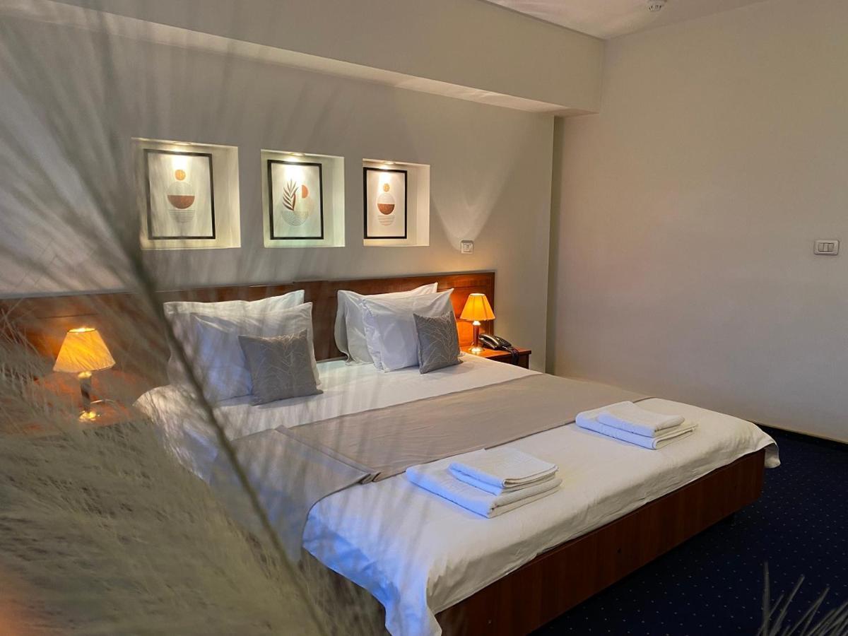 Hotel Excelsior Timisoara Luaran gambar