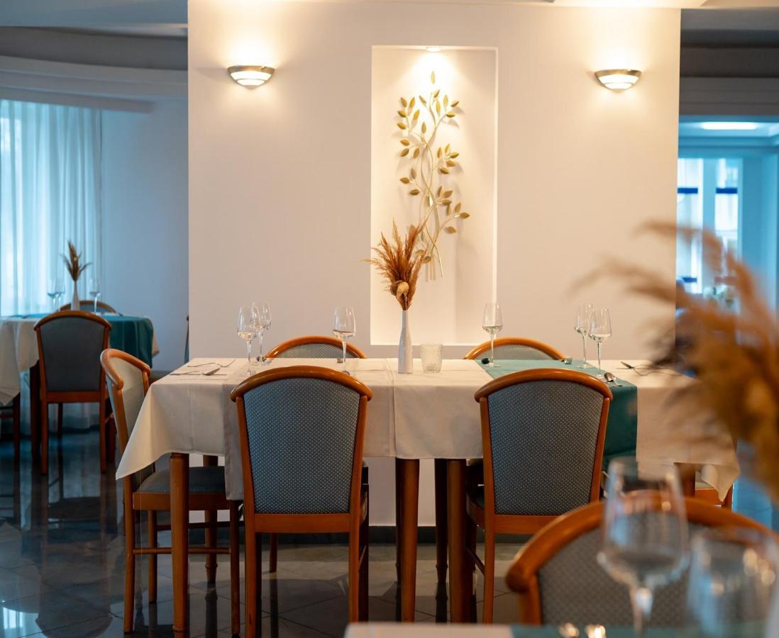 Hotel Excelsior Timisoara Luaran gambar